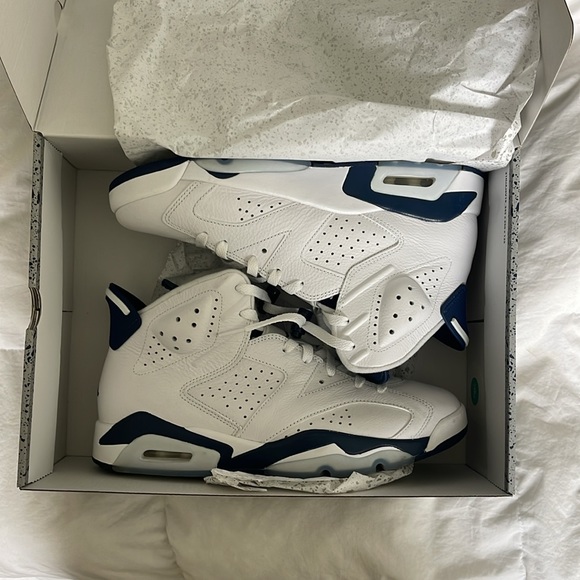 Midnight navy Jordan 6 - Picture 4 of 5